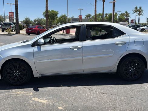 Used 2017 Toyota Corolla SE 50th Anniversary FWD image 4