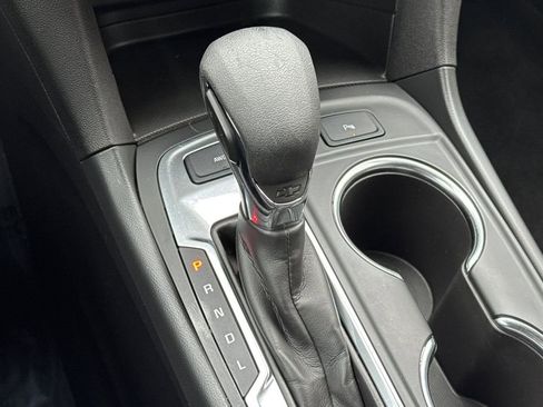 Used 2024 Chevrolet Equinox LT image 21