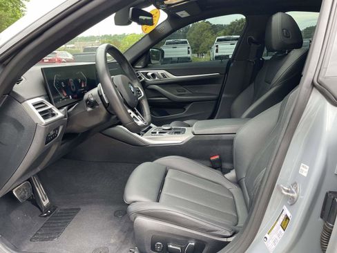 Used 2025 BMW 430i w/ M Sport Package RWD image 4