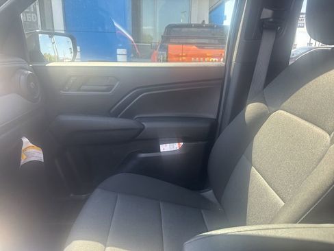 Used 2023 Chevrolet Colorado Trail Boss w/ Advanced Trailering Package image 20