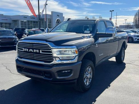Used 2024 RAM 2500 Laramie AWD/4WD image 2