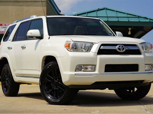 Used 2013 Toyota 4Runner Limited AWD/4WD image 11
