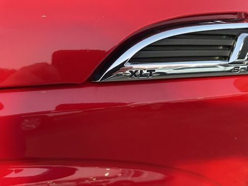 Used 2012 Ford F250 XLT w/ XLT Interior Pkg image 10