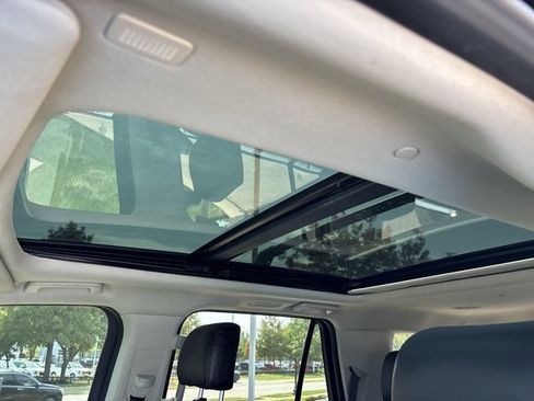 Used 2021 Ford Expedition Platinum AWD/4WD image 21