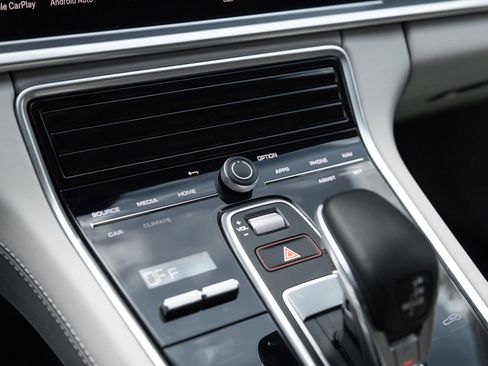 Certified 2023 Porsche Panamera 4S AWD/4WD image 26