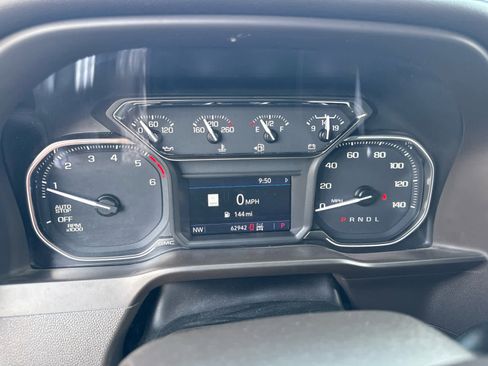 Used 2021 GMC Sierra 1500 SLT w/ SLT Premium Plus Package AWD/4WD image 18