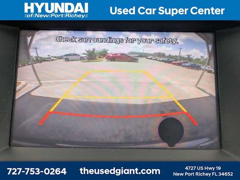 Used 2017 Hyundai Santa Fe Sport FWD image 24