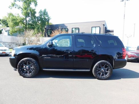 Used 2014 Chevrolet Tahoe LT image 19