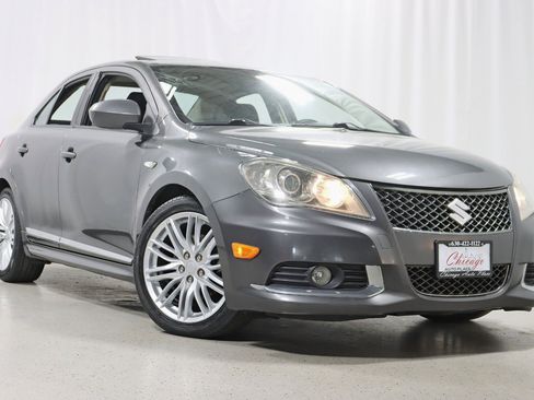 Used 2011 Suzuki Kizashi Sport GTS AWD/4WD image 7