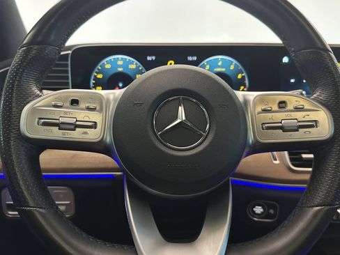 Used 2021 Mercedes-Benz GLS 580 4MATIC image 25