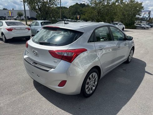 Used 2016 Hyundai Elantra GT FWD image 5