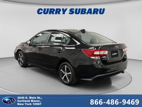 Used 2019 Subaru Impreza 2.0i Premium image 3