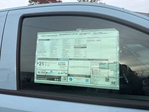 New 2026 Chevrolet Colorado LT image 9