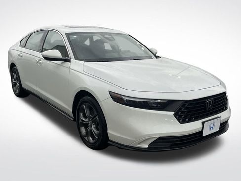 Certified 2024 Honda Accord EX image 8