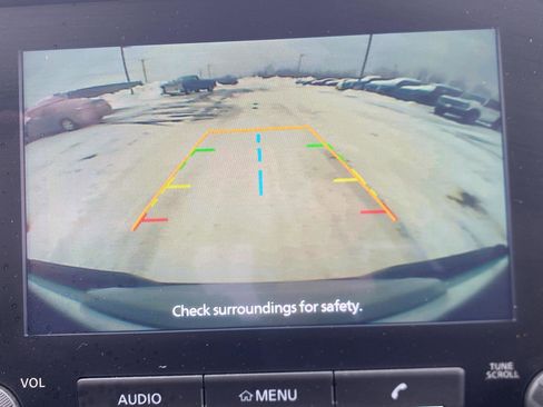 Used 2023 Nissan Frontier SV w/ Technology Package image 21