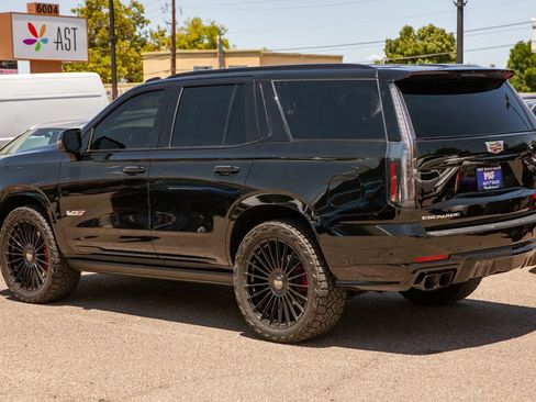 Used 2025 Cadillac Escalade V w/ LPO, Floor Liner Package AWD/4WD image 6