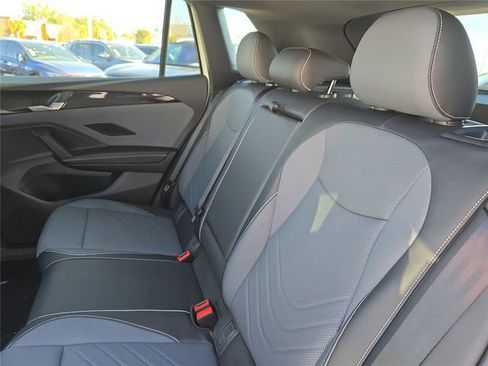 New 2026 Volkswagen Tiguan SE R-Line image 14