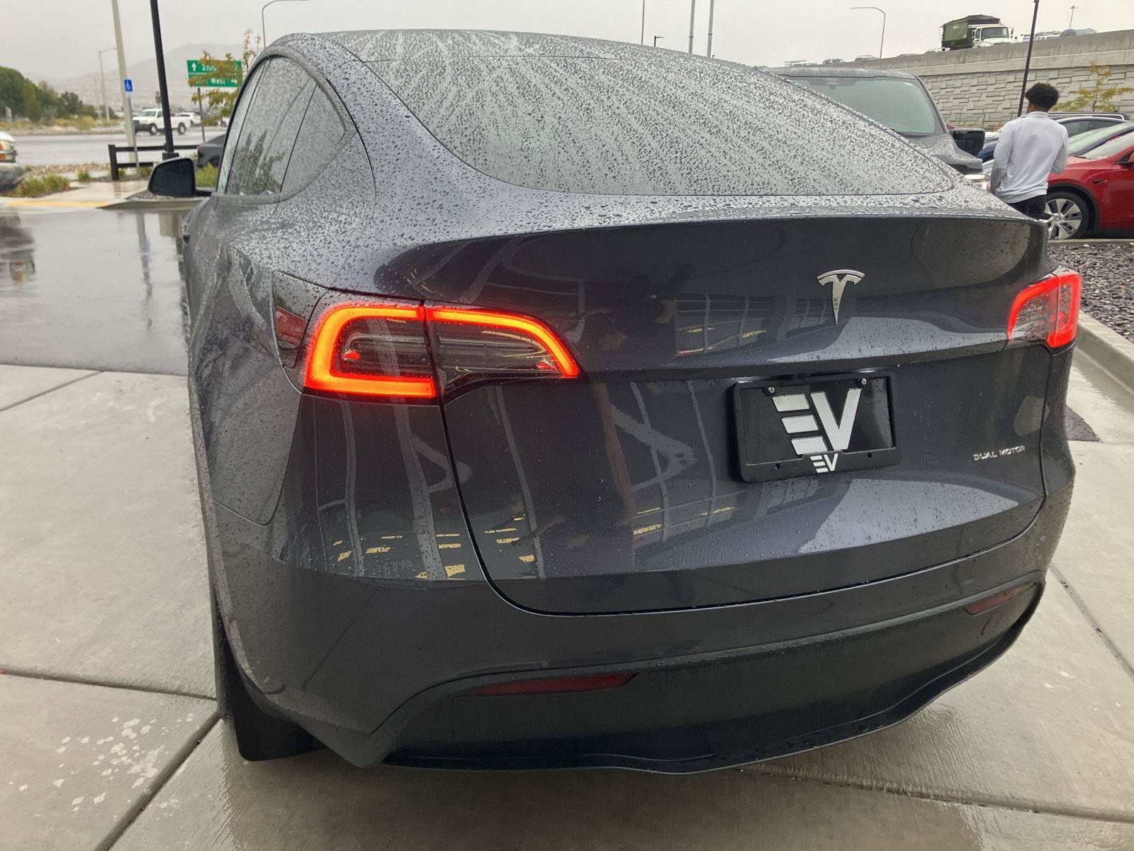 Used 2023 Tesla Model Y Long Range AWD/4WD image 6