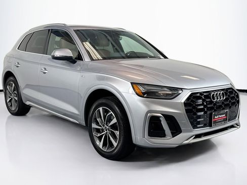 Used 2022 Audi Q5 2.0T Premium Plus w/ Premium Plus Package AWD/4WD image 3