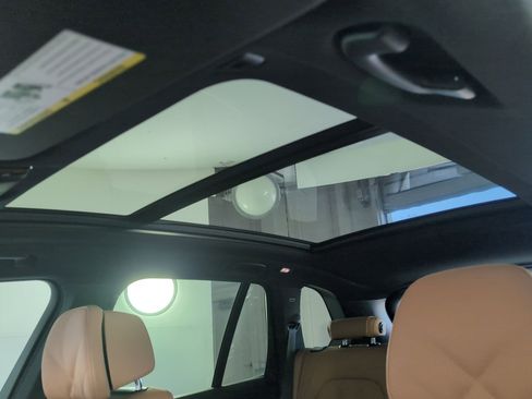 New 2026 BMW X5 sDrive40i w/ Climate Comfort Package image 12