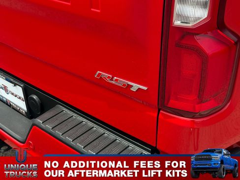 Used 2022 Chevrolet Silverado 1500 RST AWD/4WD image 9
