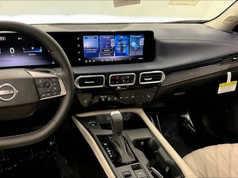 New 2026 Nissan Sentra SL w/ Floor Mat Package FWD image 7
