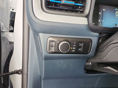 New 2026 Ford Maverick XLT FWD image 12