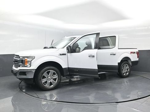 Used 2018 Ford F150 XLT w/ Equipment Group 302A Luxury AWD/4WD image 28