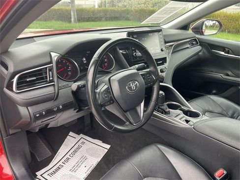 Used 2023 Toyota Camry XSE image 10
