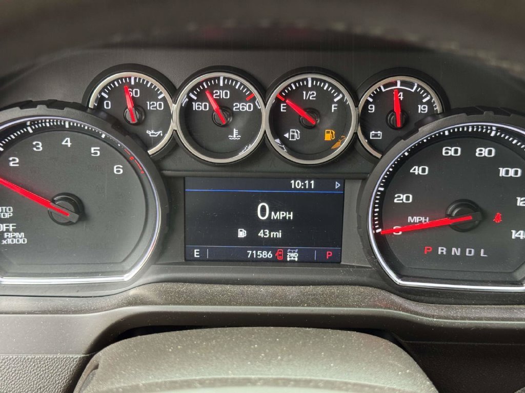 Used 2020 Chevrolet Silverado 1500 RST w/ Texas Edition AWD/4WD image 15