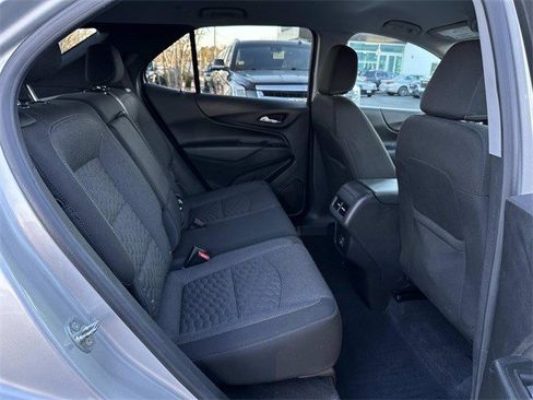 Used 2021 Chevrolet Equinox LT image 11