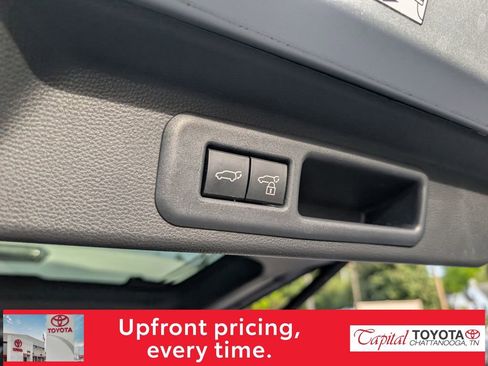 Certified 2025 Toyota Sequoia Limited AWD/4WD image 11