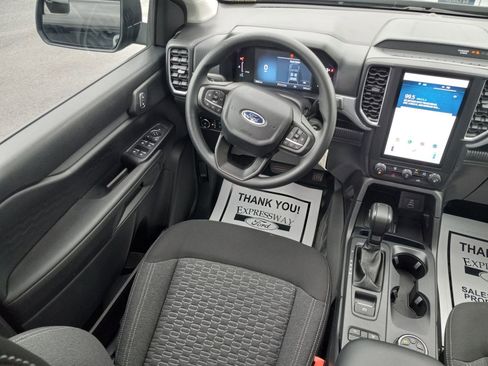 Used 2025 Ford Ranger XL image 13