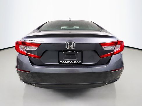 Used 2018 Honda Accord EX image 6