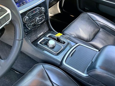 Used 2023 Chrysler 300 Touring L w/ Comfort Group AWD/4WD image 17
