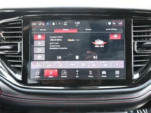 Used 2024 Dodge Durango GT RWD image 13