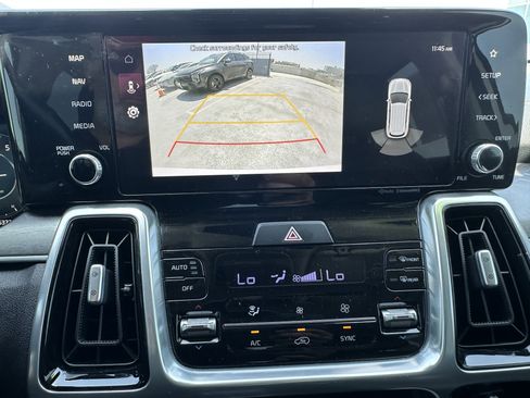 Used 2023 Kia Sorento SX FWD image 36