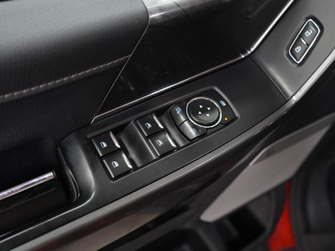 Used 2023 Ford F150 4x4 SuperCrew image 18