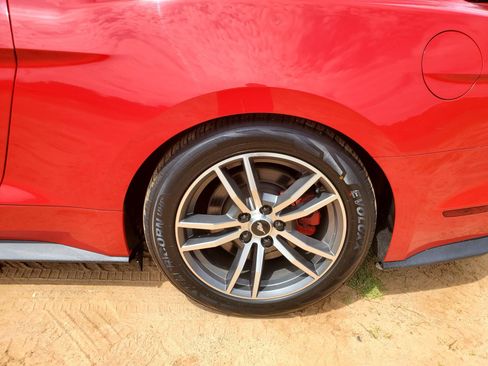 Used 2015 Ford Mustang GT Premium RWD image 5