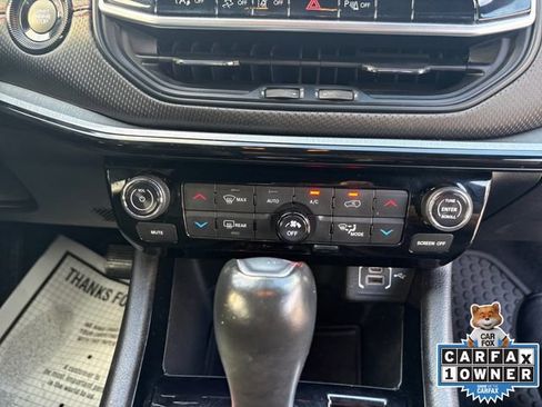 Used 2023 Jeep Compass Trailhawk AWD/4WD image 4