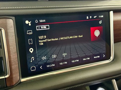 Used 2023 GMC Yukon Denali Ultimate AWD/4WD image 17
