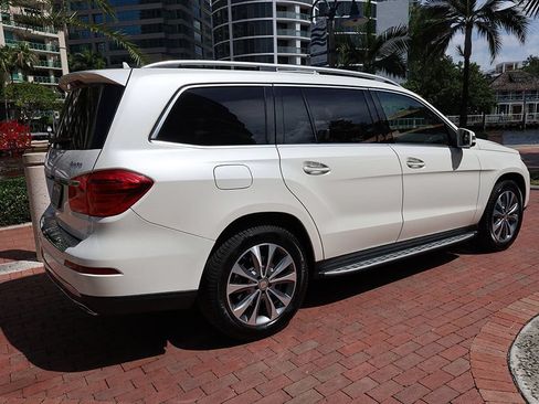 Used 2016 Mercedes-Benz GL 450 4MATIC image 19