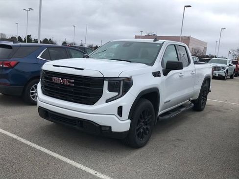 Used 2023 GMC Sierra 1500 Elevation image 9