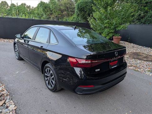 Certified 2025 Volkswagen Jetta S FWD image 3