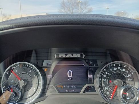 Used 2024 RAM 1500 Laramie image 6