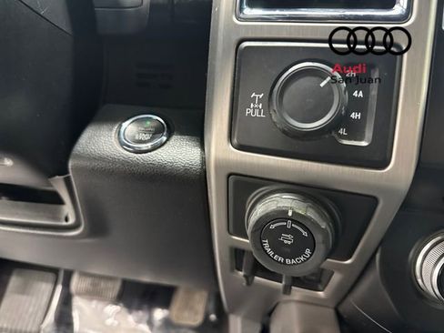 Used 2016 Ford F150 Platinum w/ Equipment Group 701A Luxury image 29