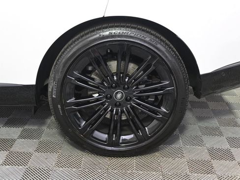 Used 2025 Land Rover Range Rover SE AWD/4WD image 20