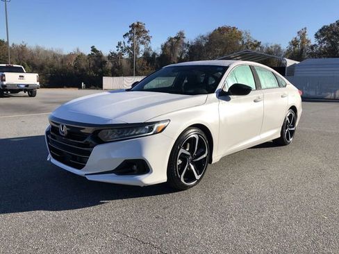 Certified 2022 Honda Accord Sport image 2