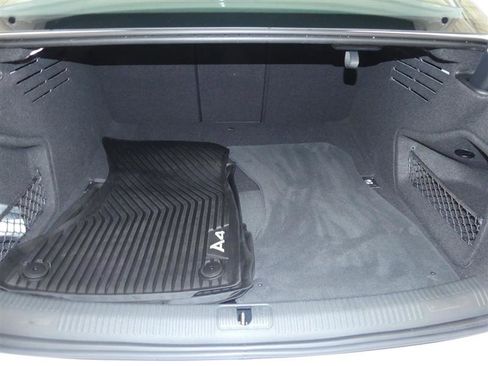 Used 2022 Audi A4 2.0T Premium Plus image 32