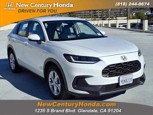 Used 2023 Honda HR-V LX image 3